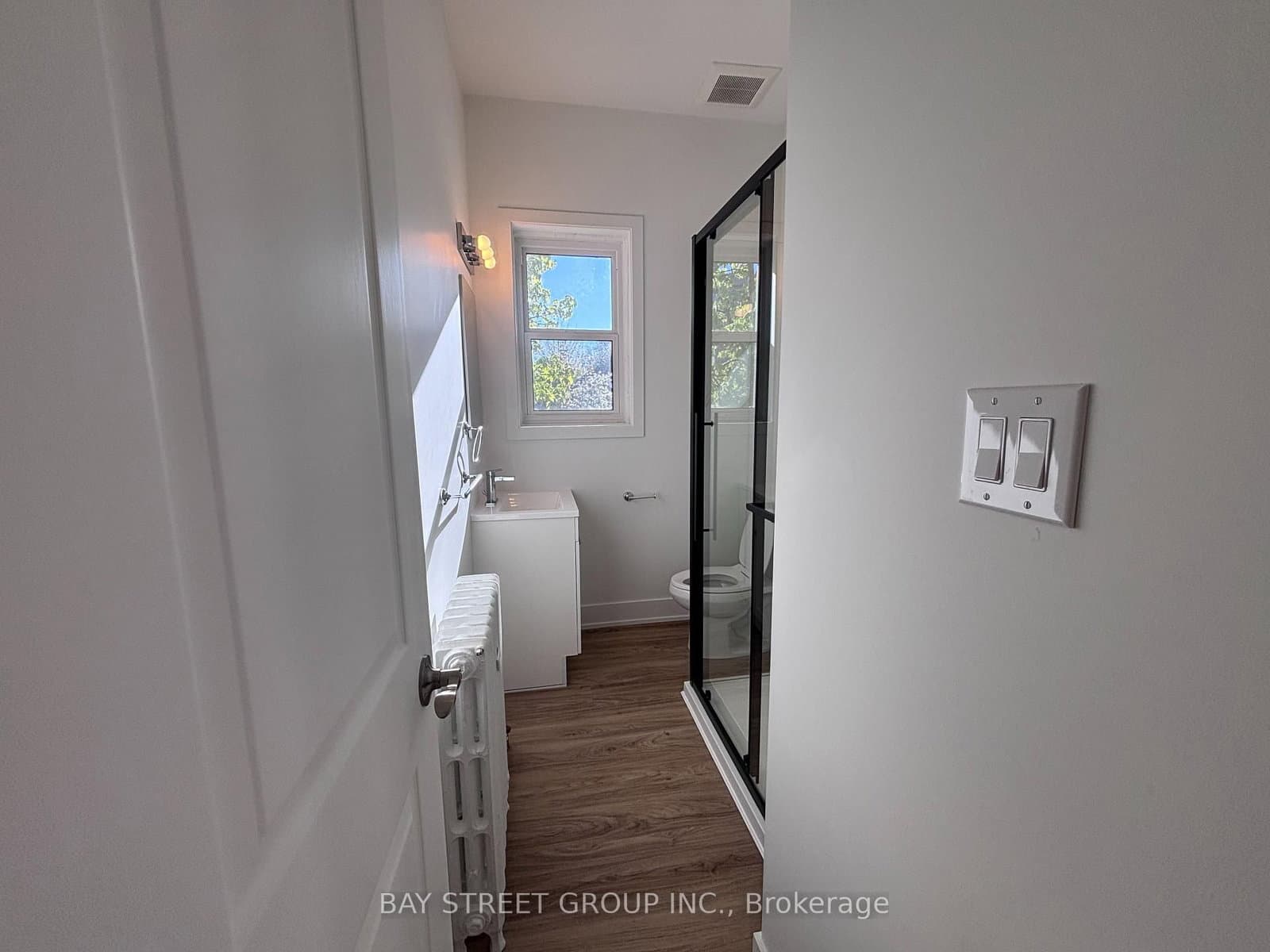 1311 Pape Avenue, Unit 2 thumbnail 10