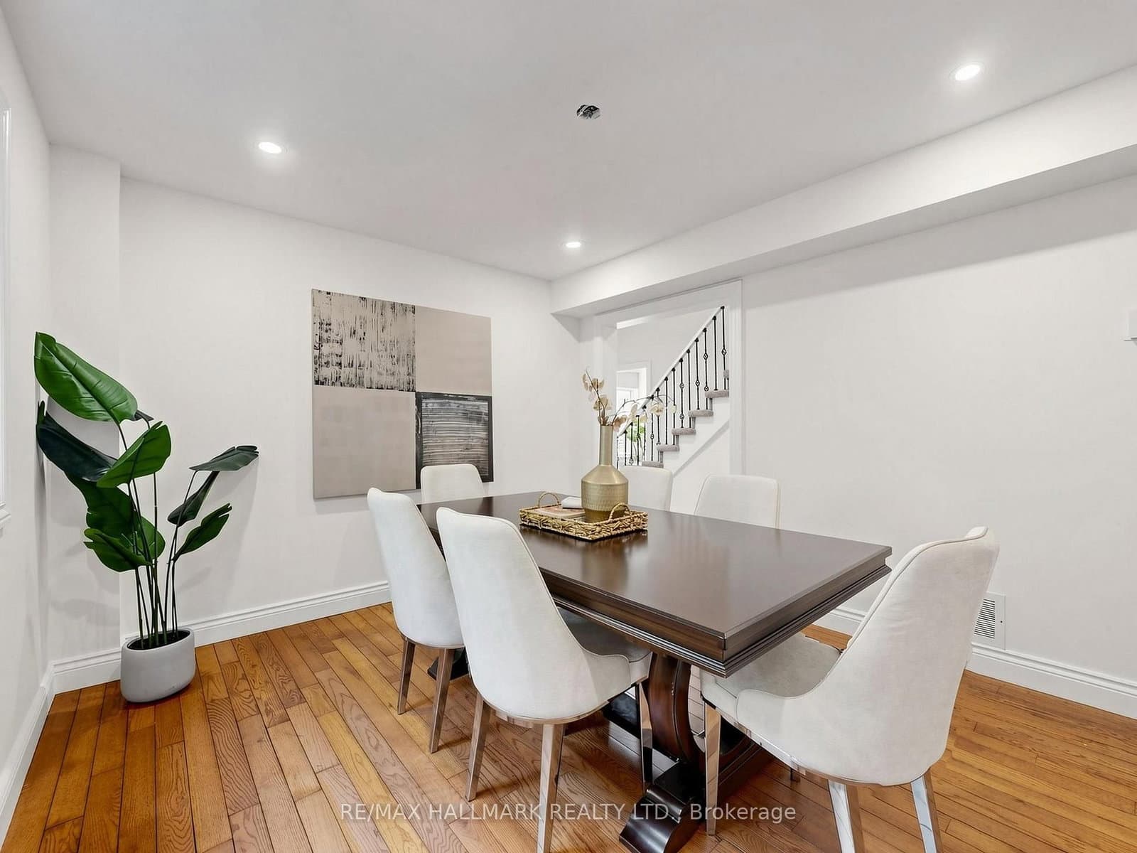 18 Howes Street thumbnail 10