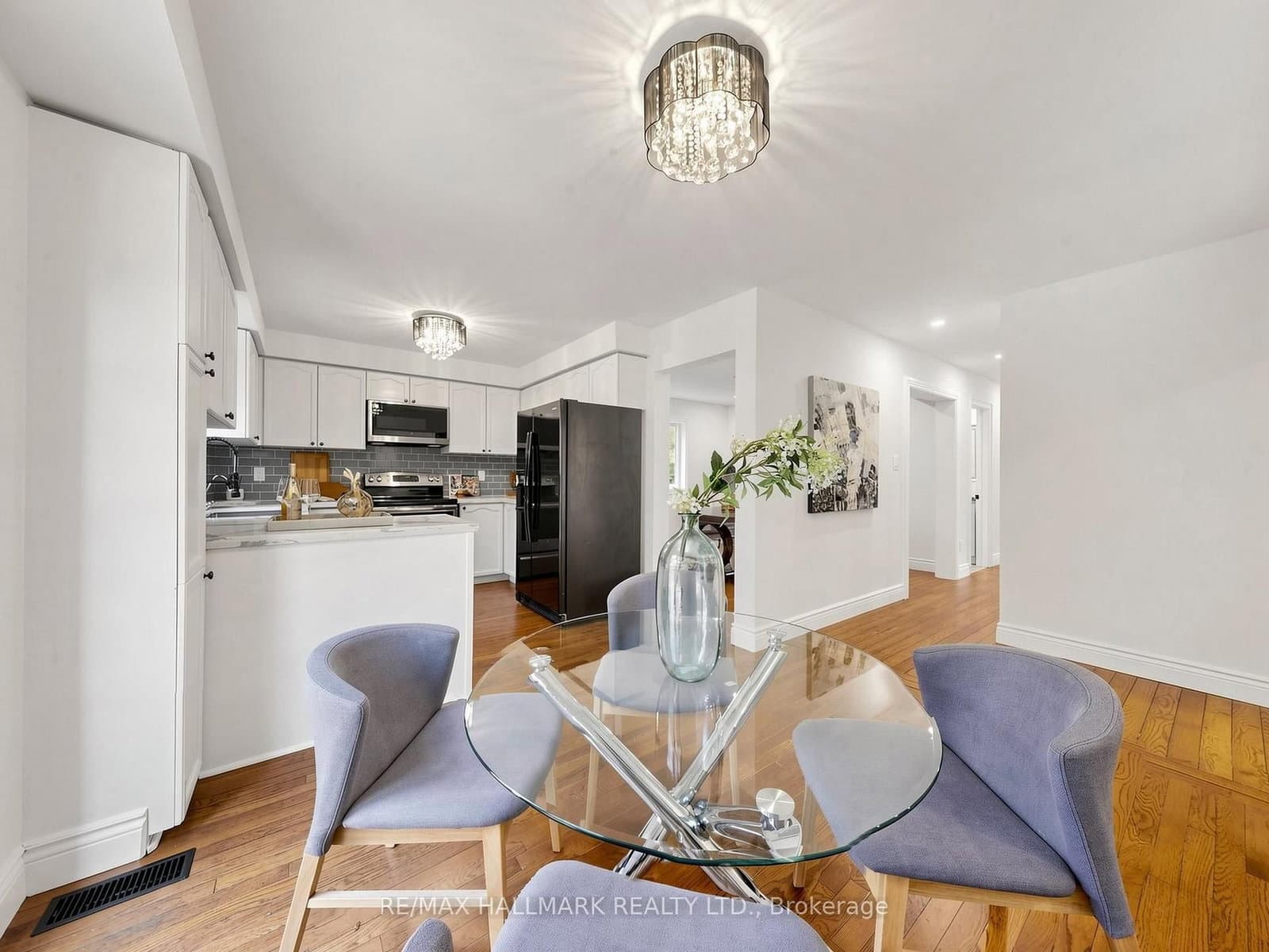 18 Howes Street thumbnail 13