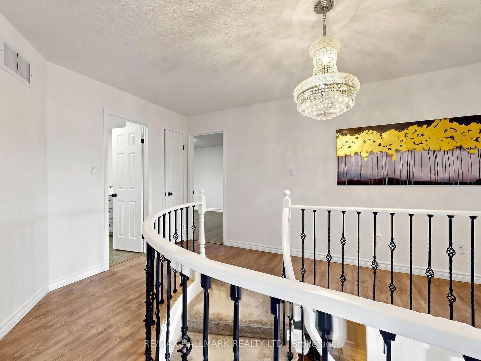 18 Howes Street thumbnail 19