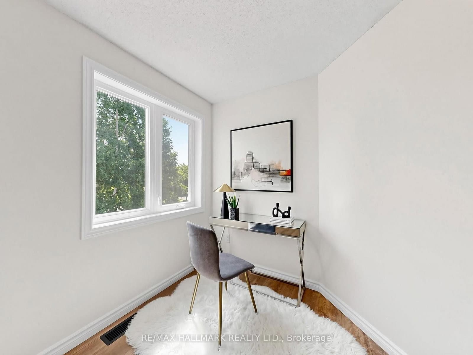 18 Howes Street thumbnail 22