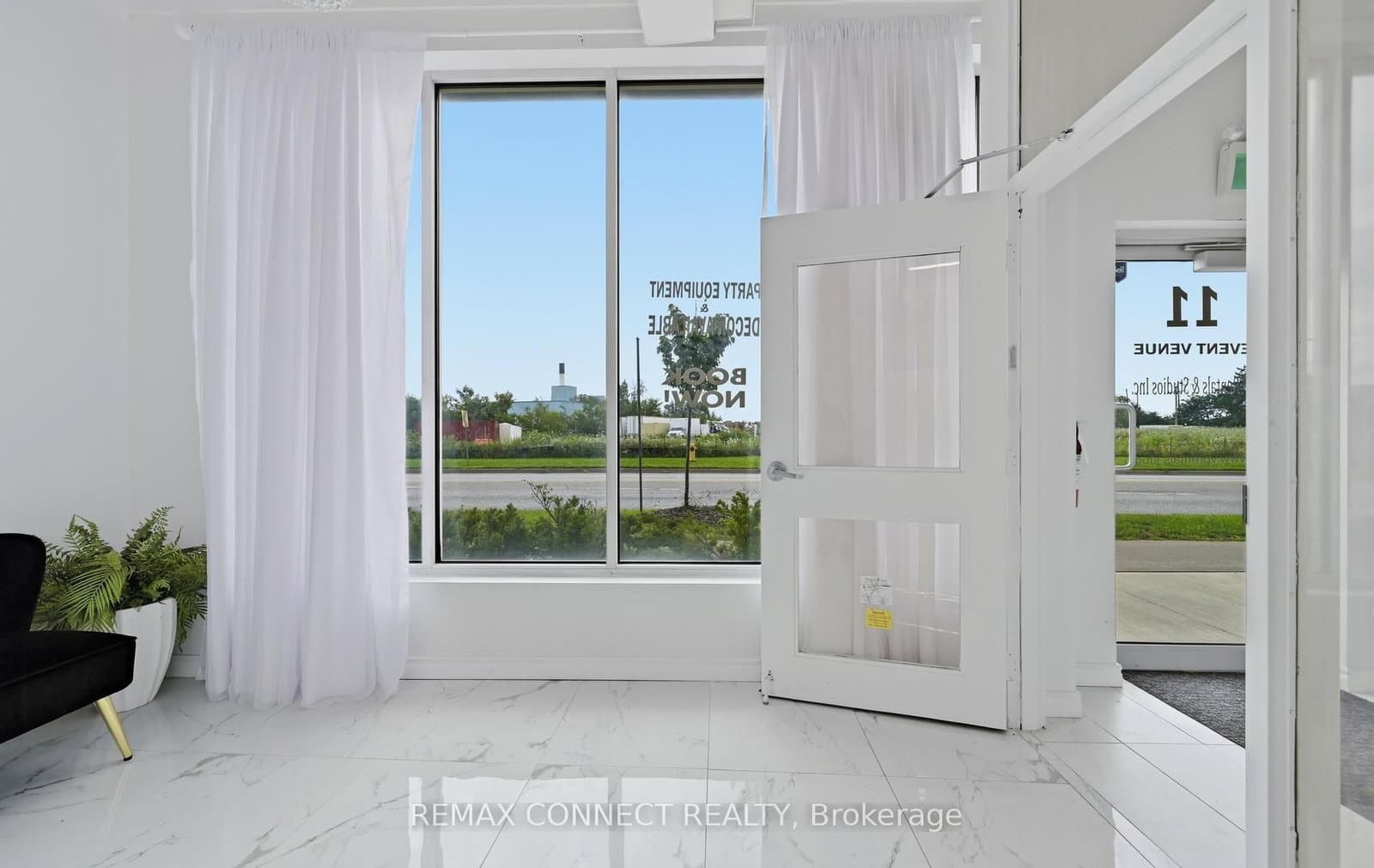190 Station Street, Unit 11 thumbnail 5