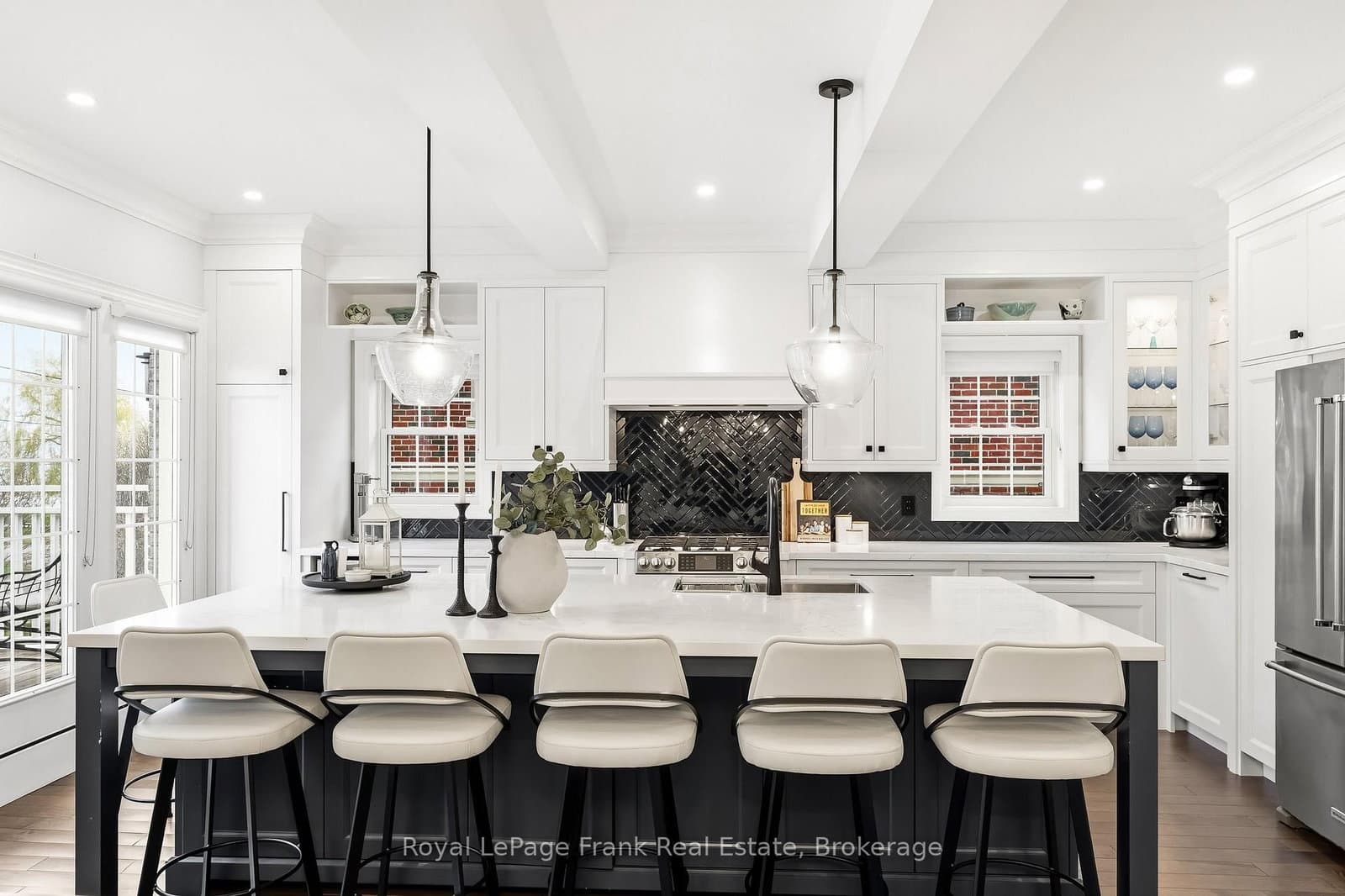 470 Poplar Avenue thumbnail 18