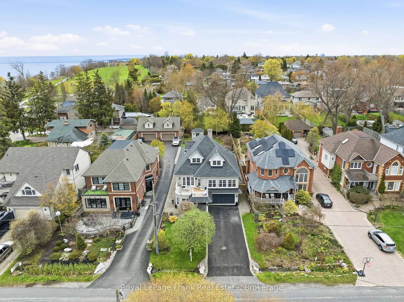 470 Poplar Avenue thumbnail 4