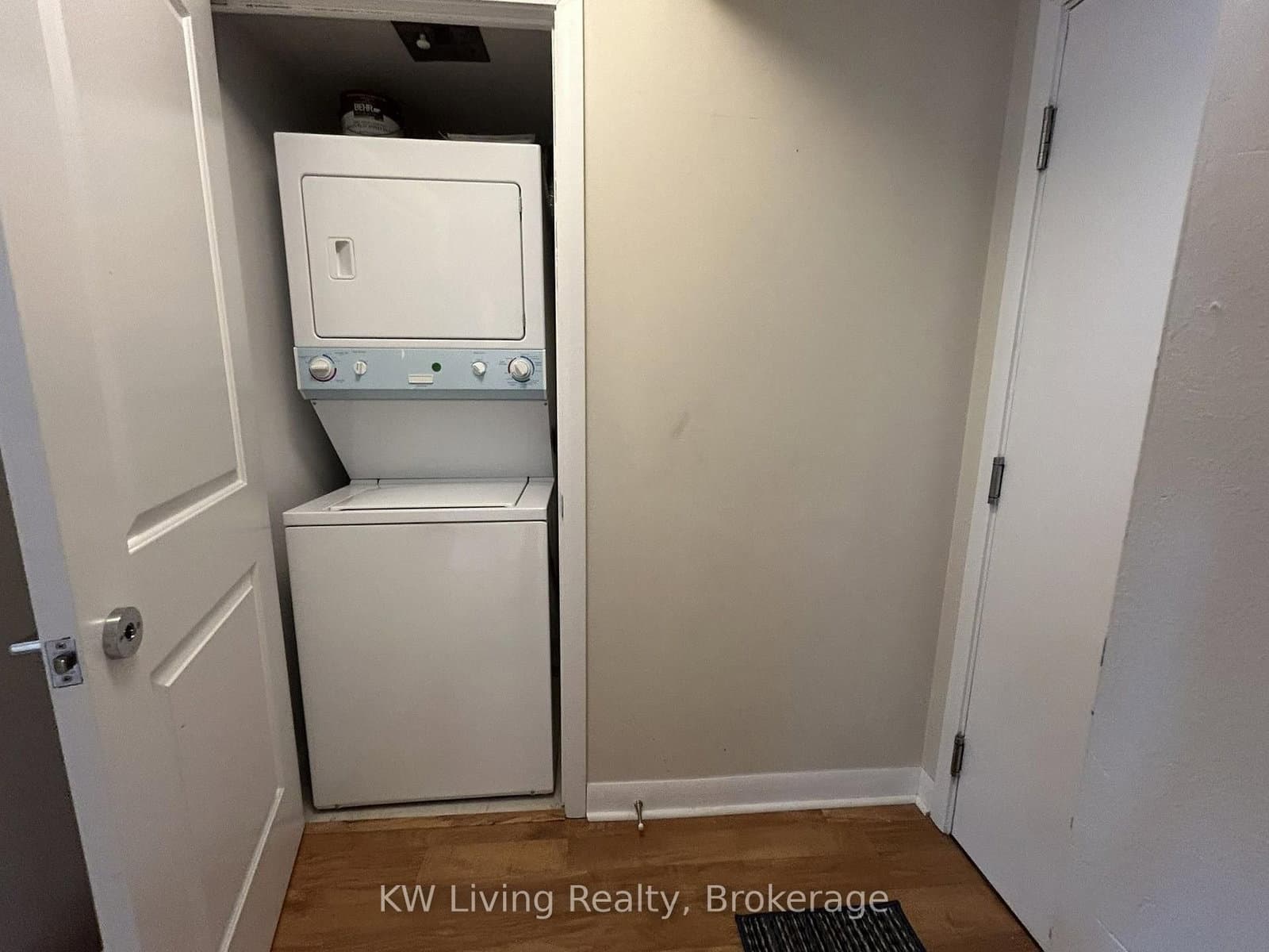 190 Borough Drive, Unit 907 thumbnail 4