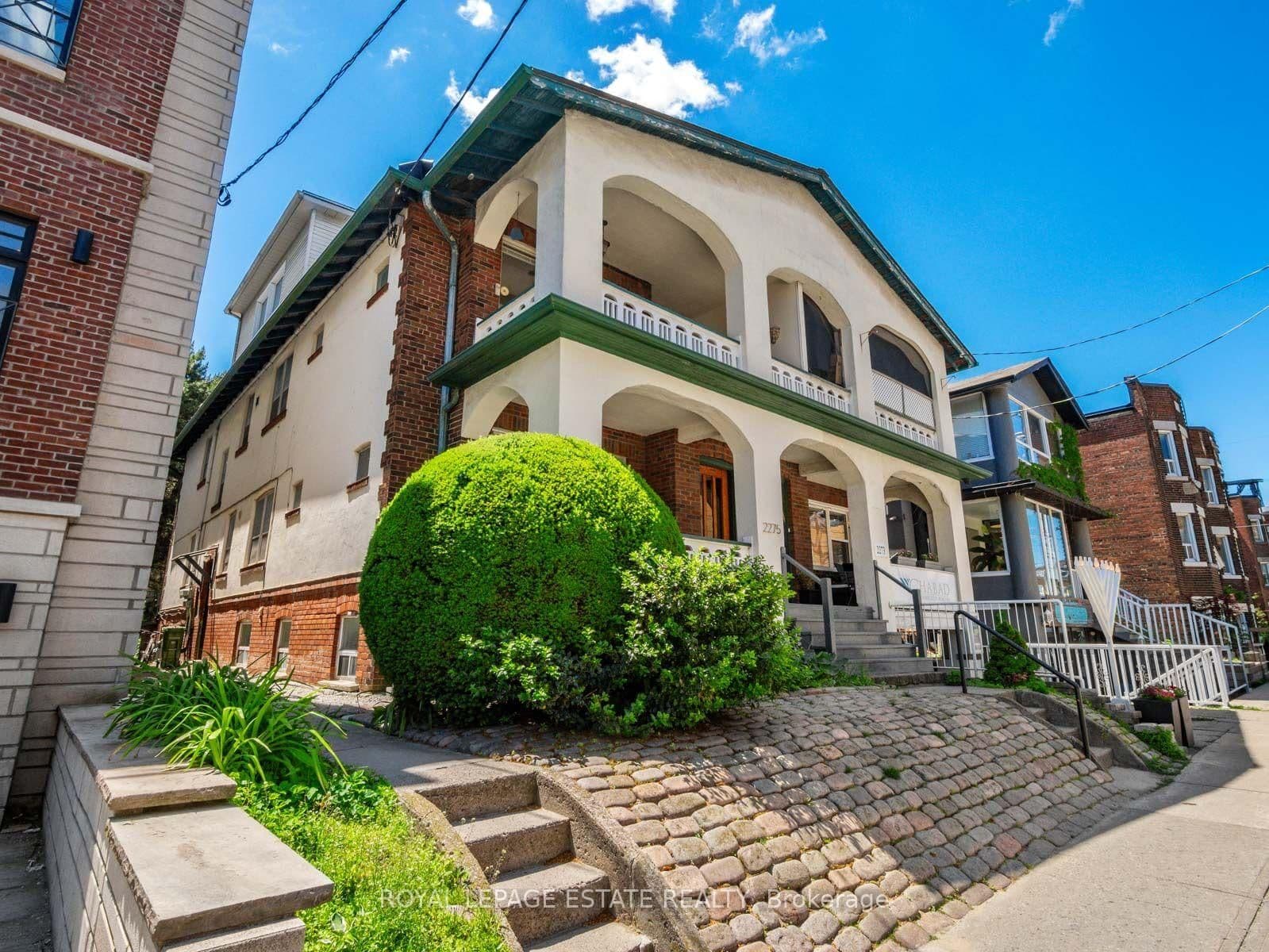 2275 Queen Street E thumbnail 3