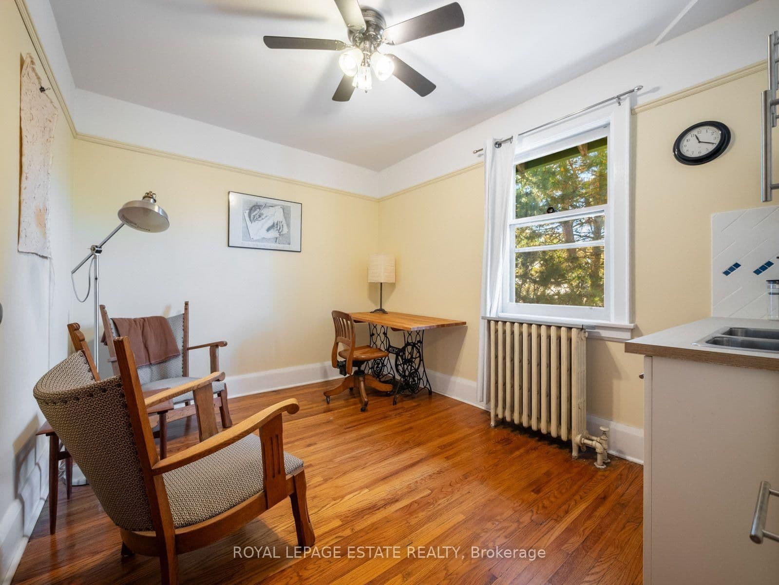 2275 Queen Street E thumbnail 30
