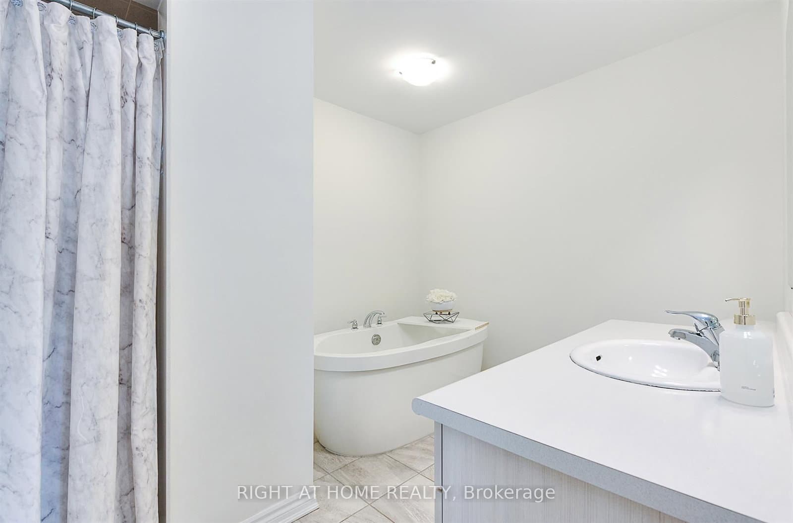1148 Dragonfly Ave Avenue, Unit 403 thumbnail 19