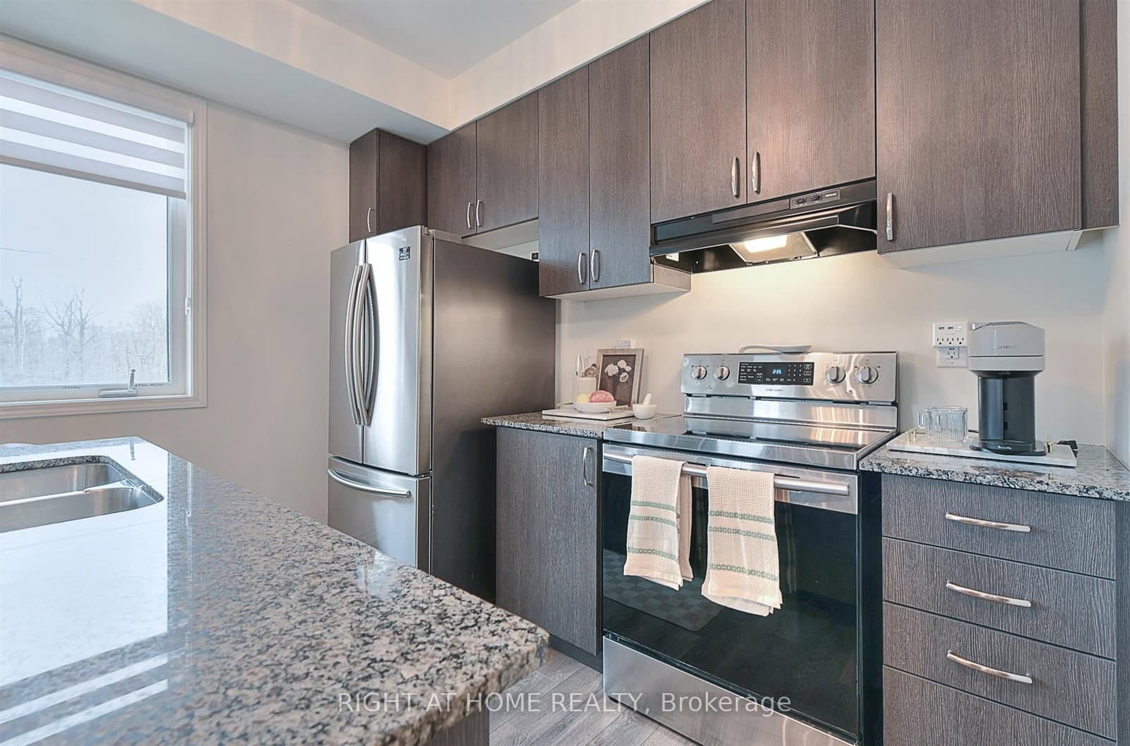 1148 Dragonfly Ave Avenue, Unit 403 thumbnail 7