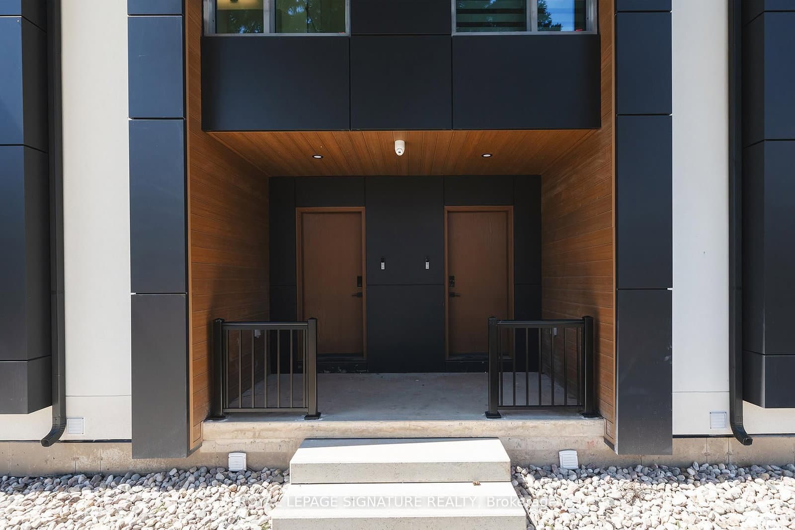2052 Pharmacy Avenue, Unit 3 thumbnail 18