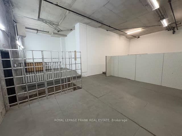 701 Rossland Road E, Unit Storage Unit (B1) thumbnail 7