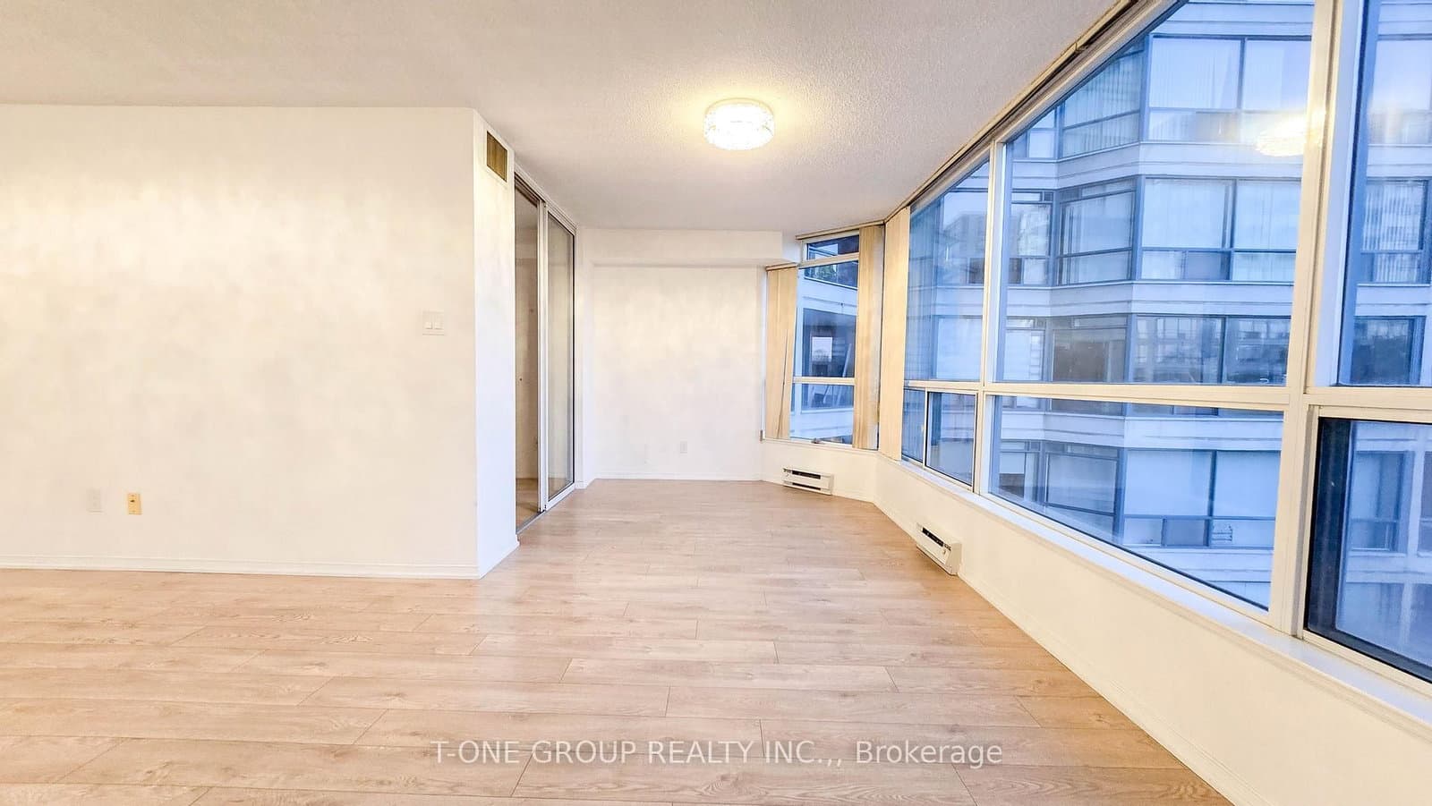 4725 Sheppard Avenue E, Unit 516 thumbnail 6