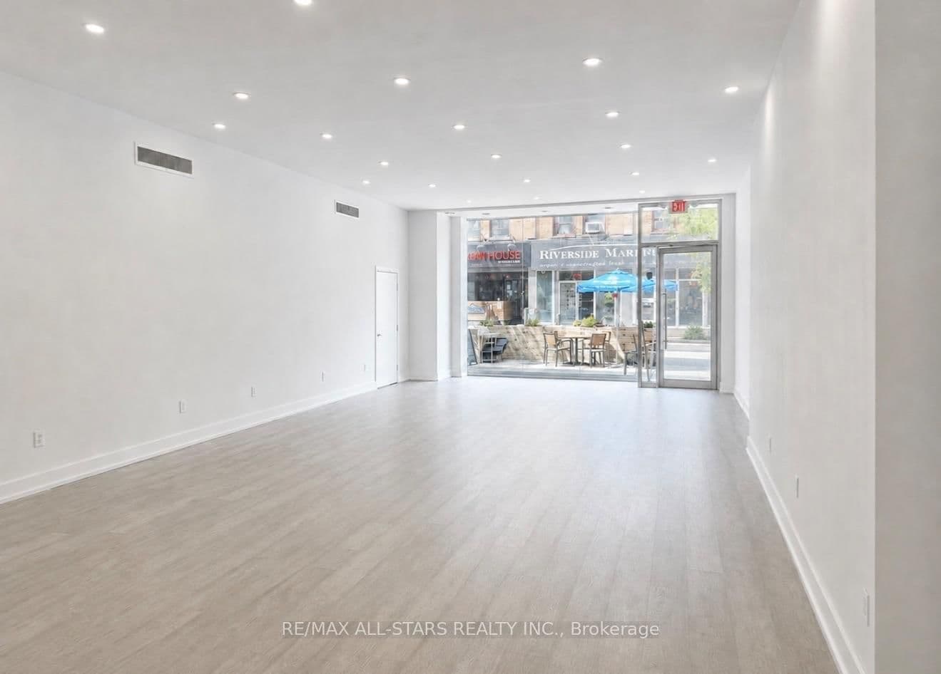 715 Queen Street E, Unit 100 thumbnail 3