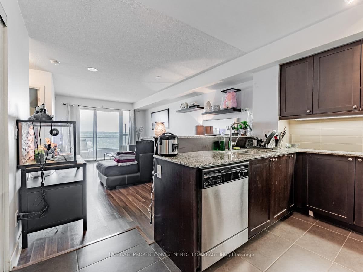 1235 Bayly Street, Unit 907 thumbnail 10
