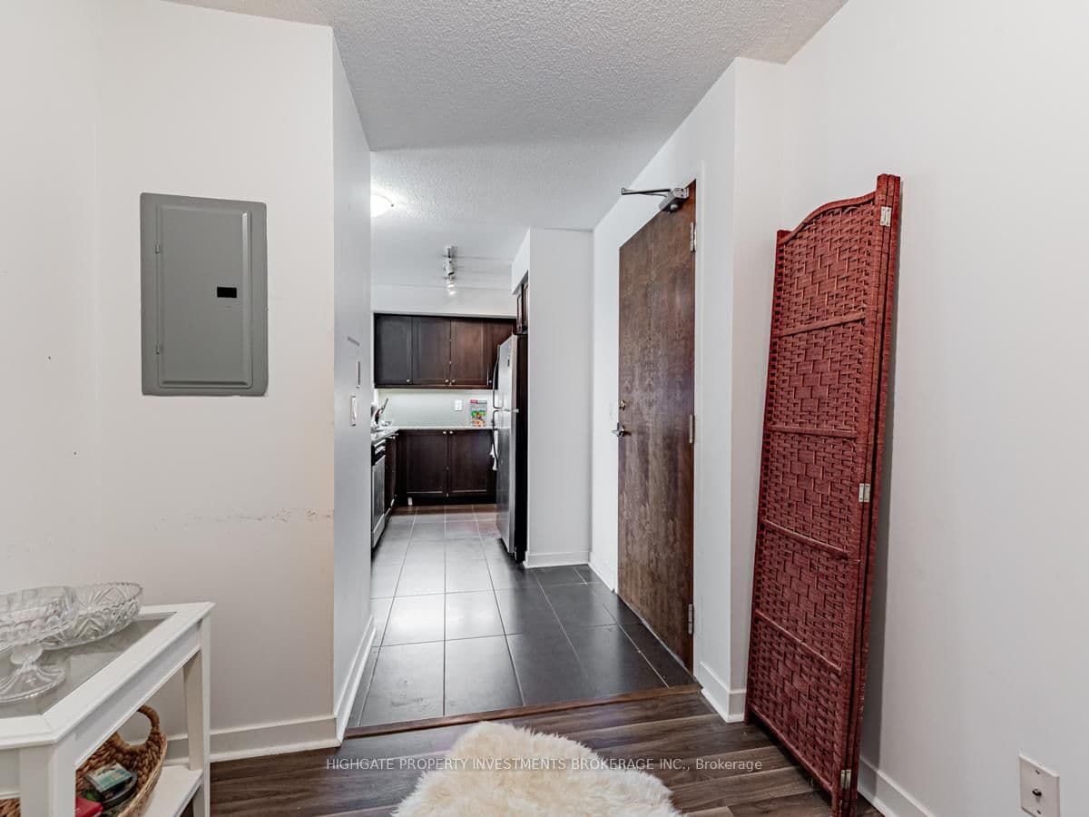 1235 Bayly Street, Unit 907 thumbnail 6