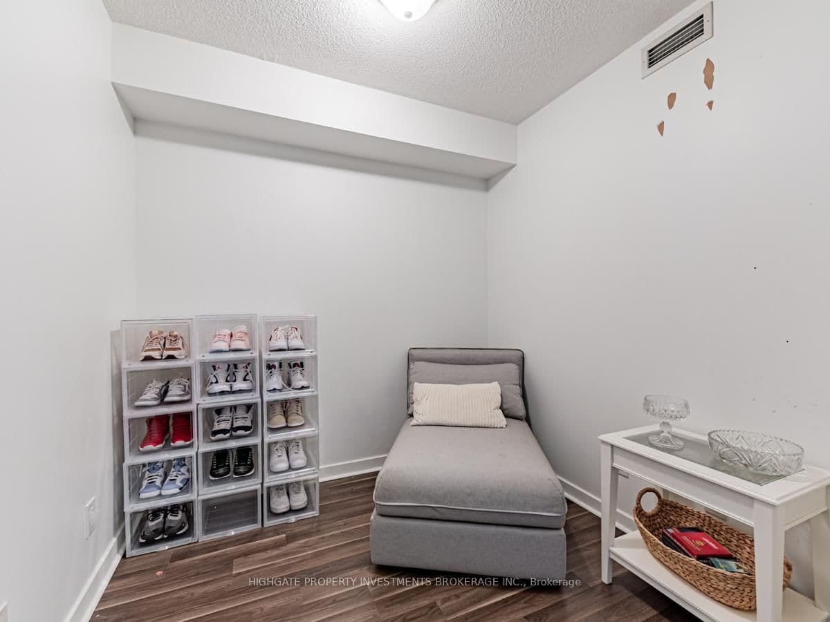 1235 Bayly Street, Unit 907 thumbnail 7