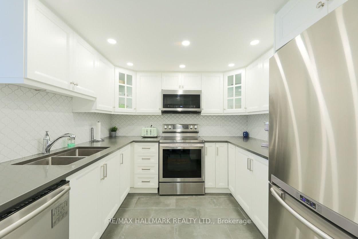 1 Greystone Walk Drive, Unit PH83 thumbnail 5