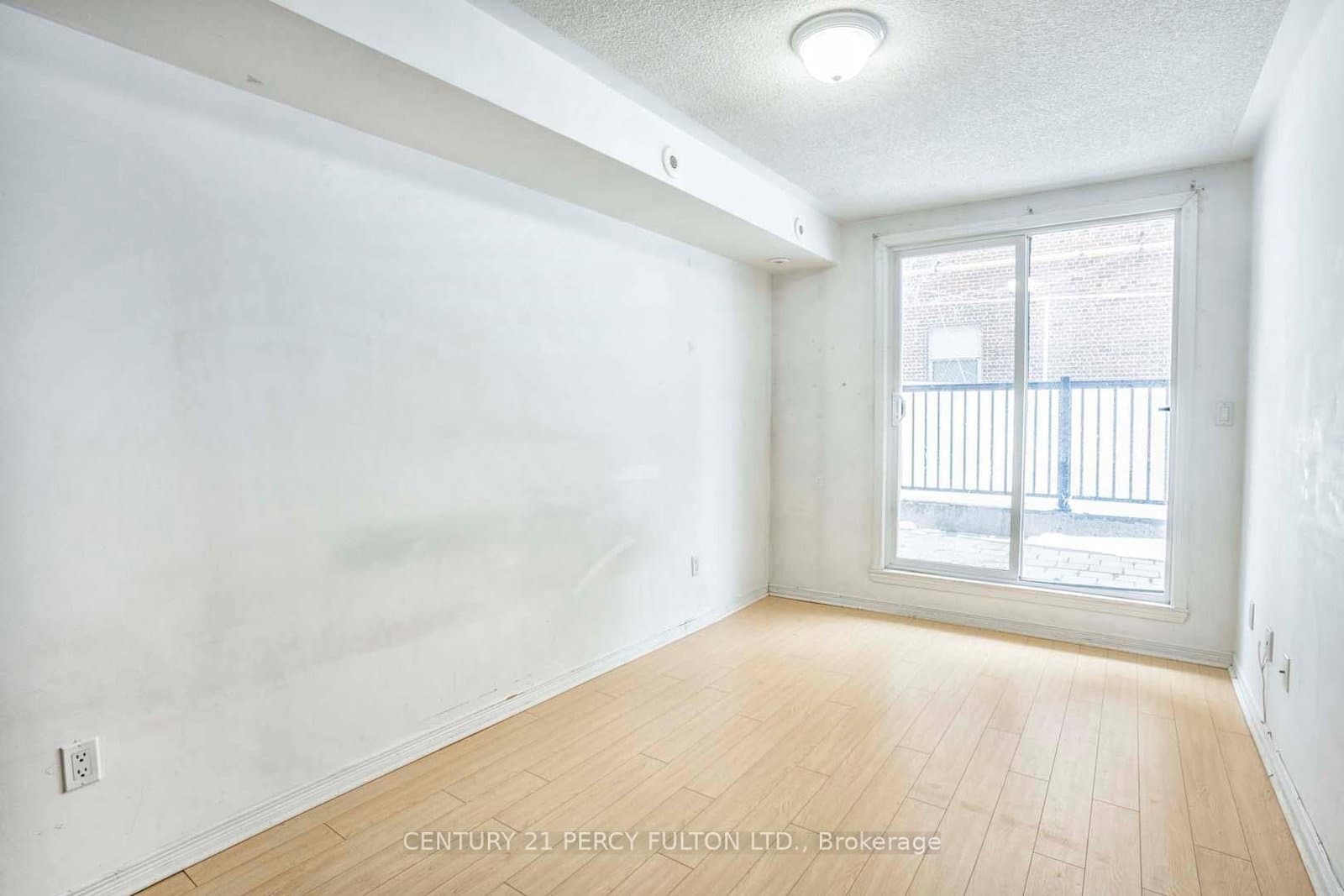 45 Strangford Lane, Unit 101 thumbnail 7