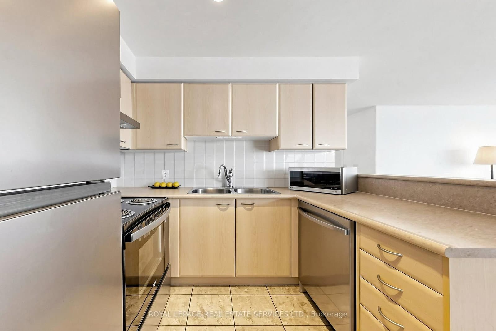 38 Lee Centre Drive, Unit 3503 thumbnail 15
