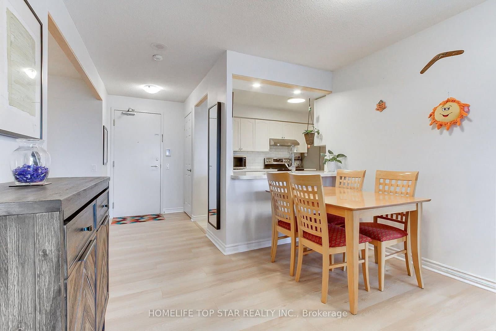 18 Mondeo Drive, Unit 1323 thumbnail 10