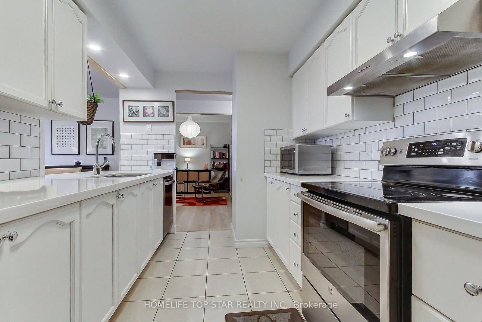 18 Mondeo Drive, Unit 1323 thumbnail 9