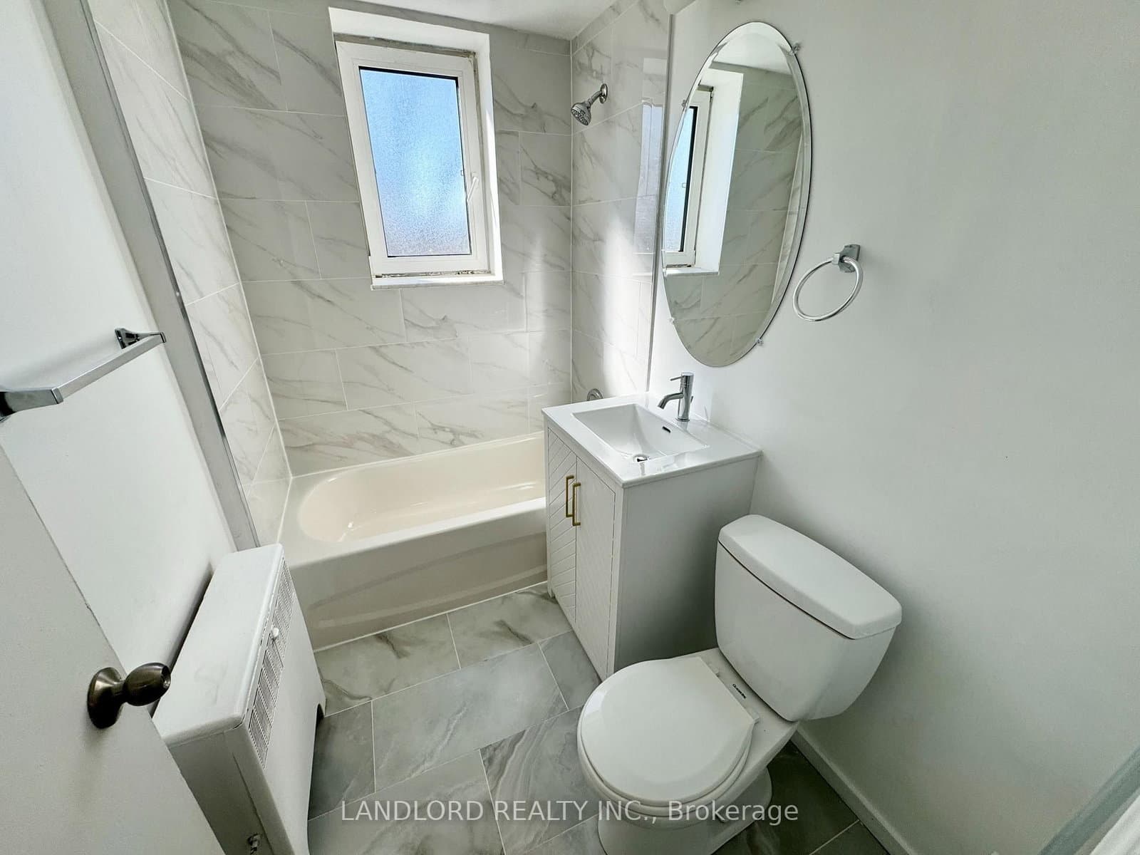 36 Wood Glen Road, Unit 302 thumbnail 6