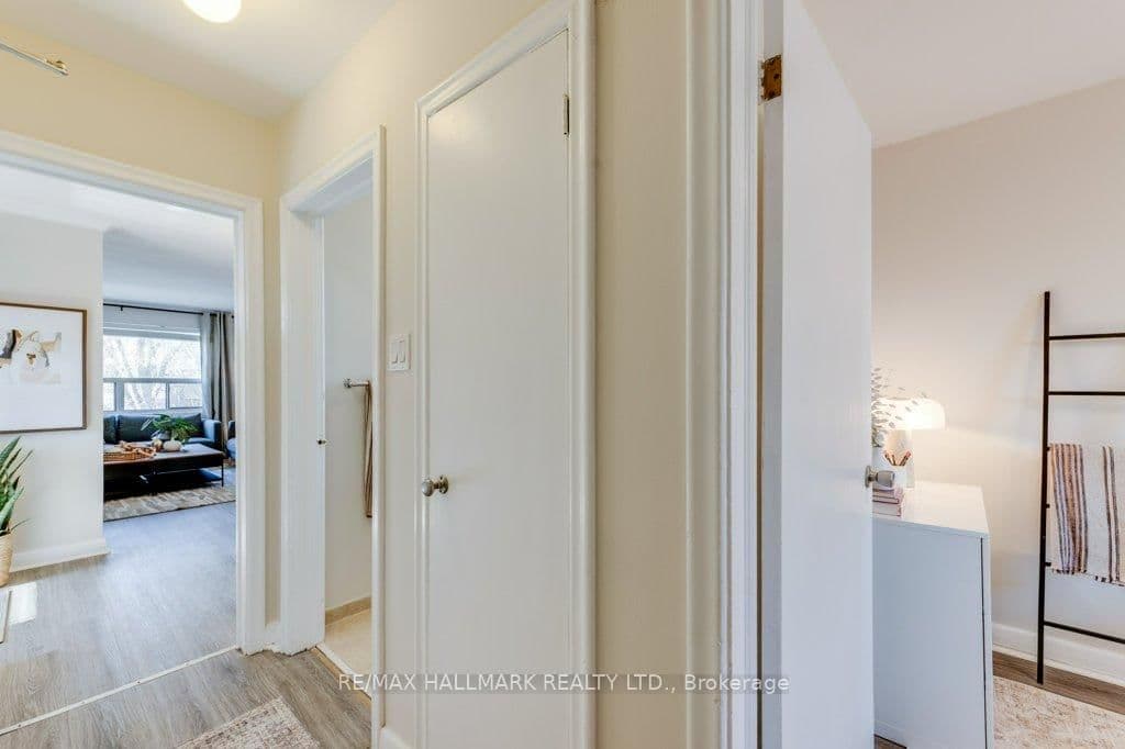 225 Woodville Avenue, Unit Upper thumbnail 22