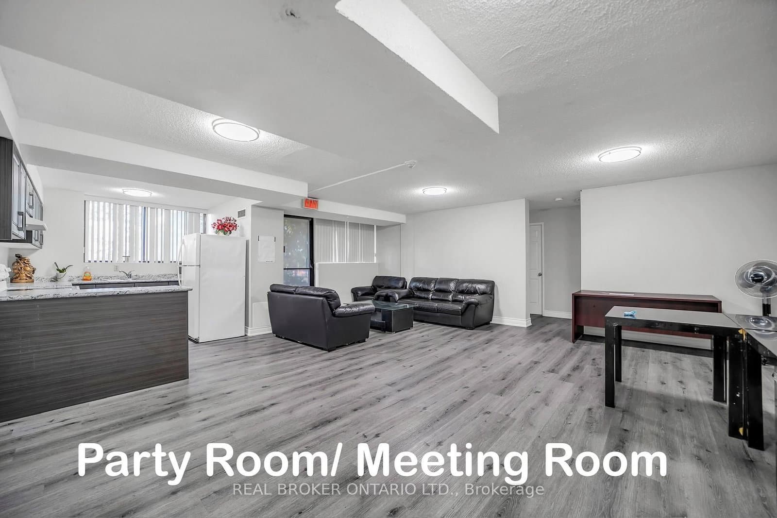 10 Tapscott Road, Unit 810 thumbnail 21