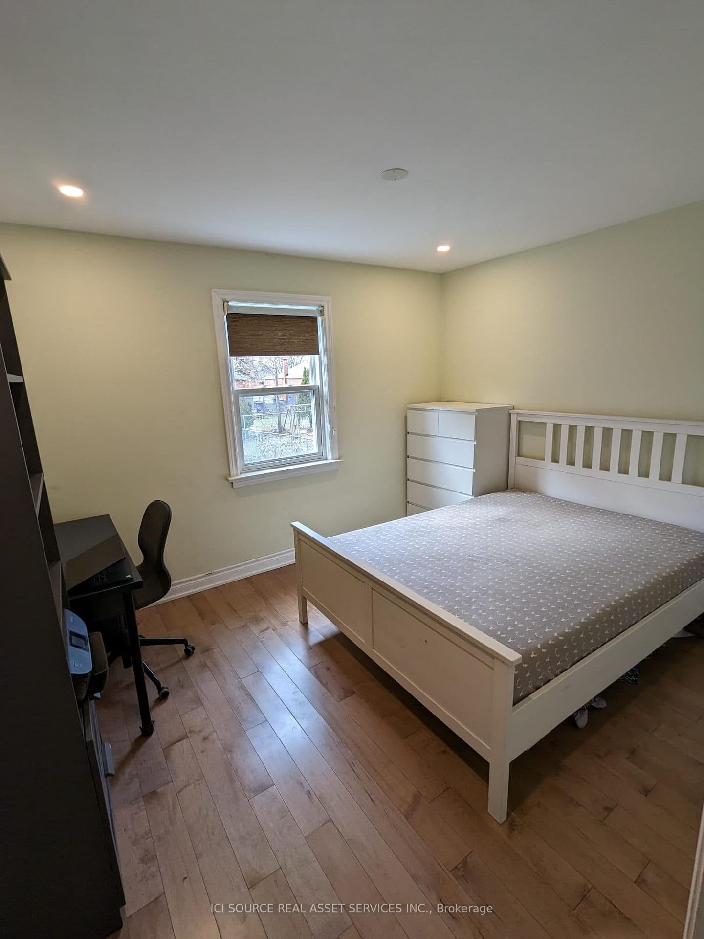 85 Ranstone Gardens, Unit Main thumbnail 7