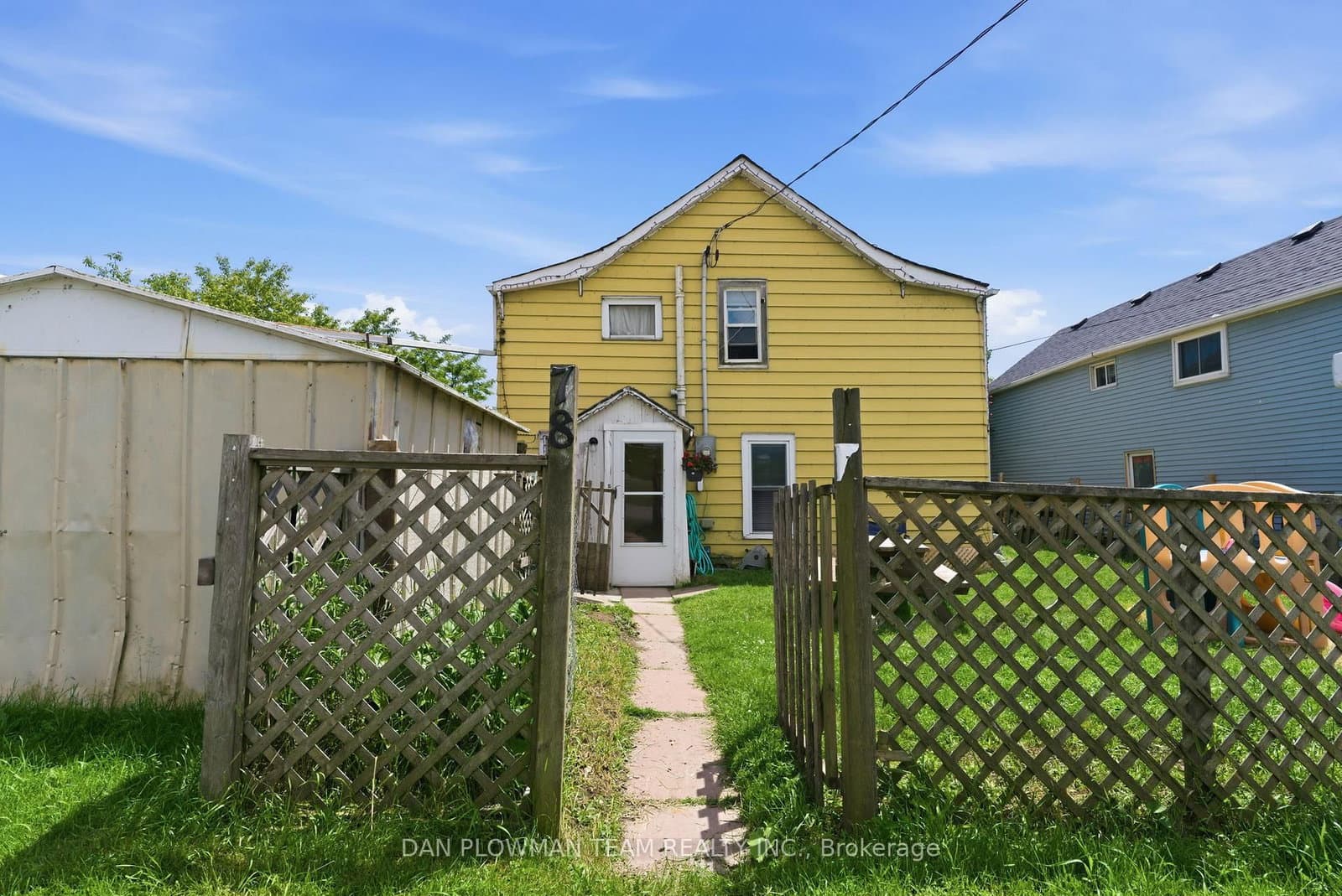78 East Beach Road thumbnail 3