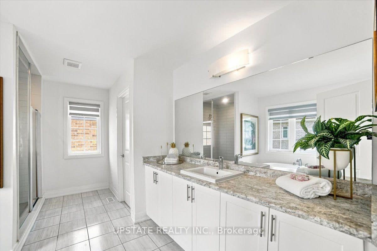 18 Blenheim Circle thumbnail 21