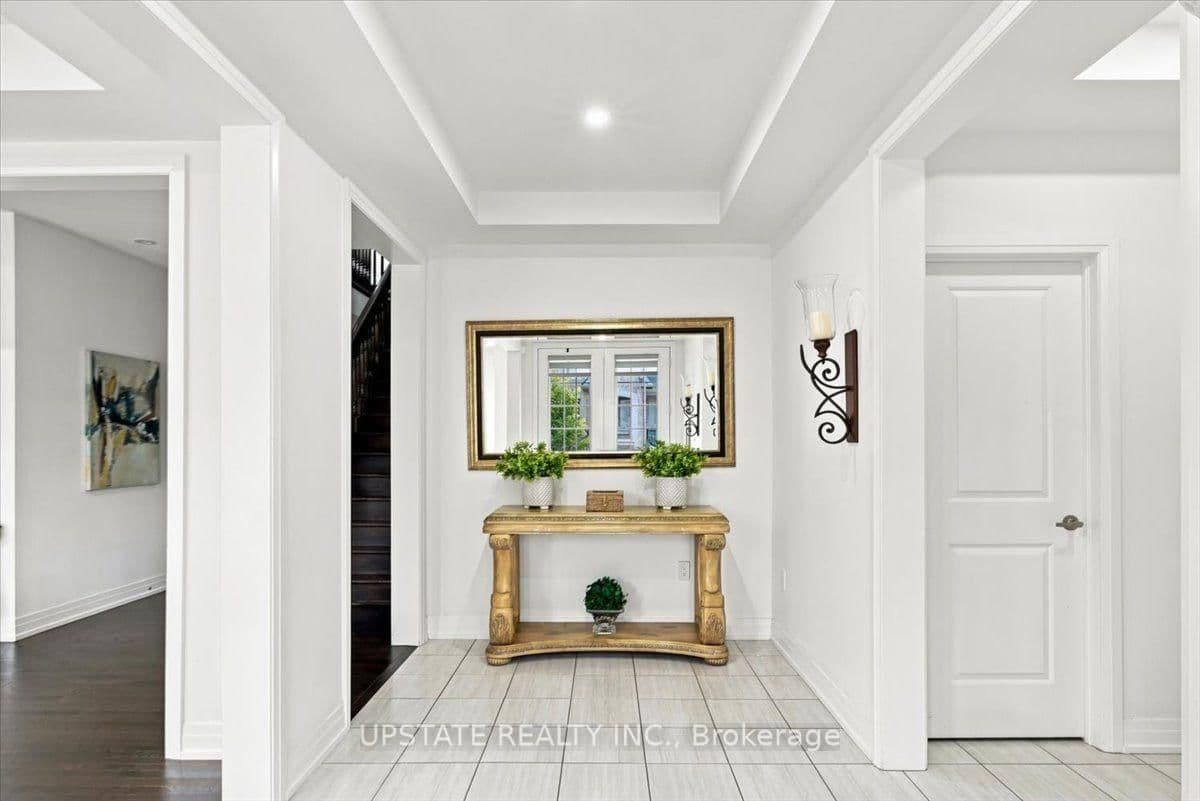 18 Blenheim Circle thumbnail 6