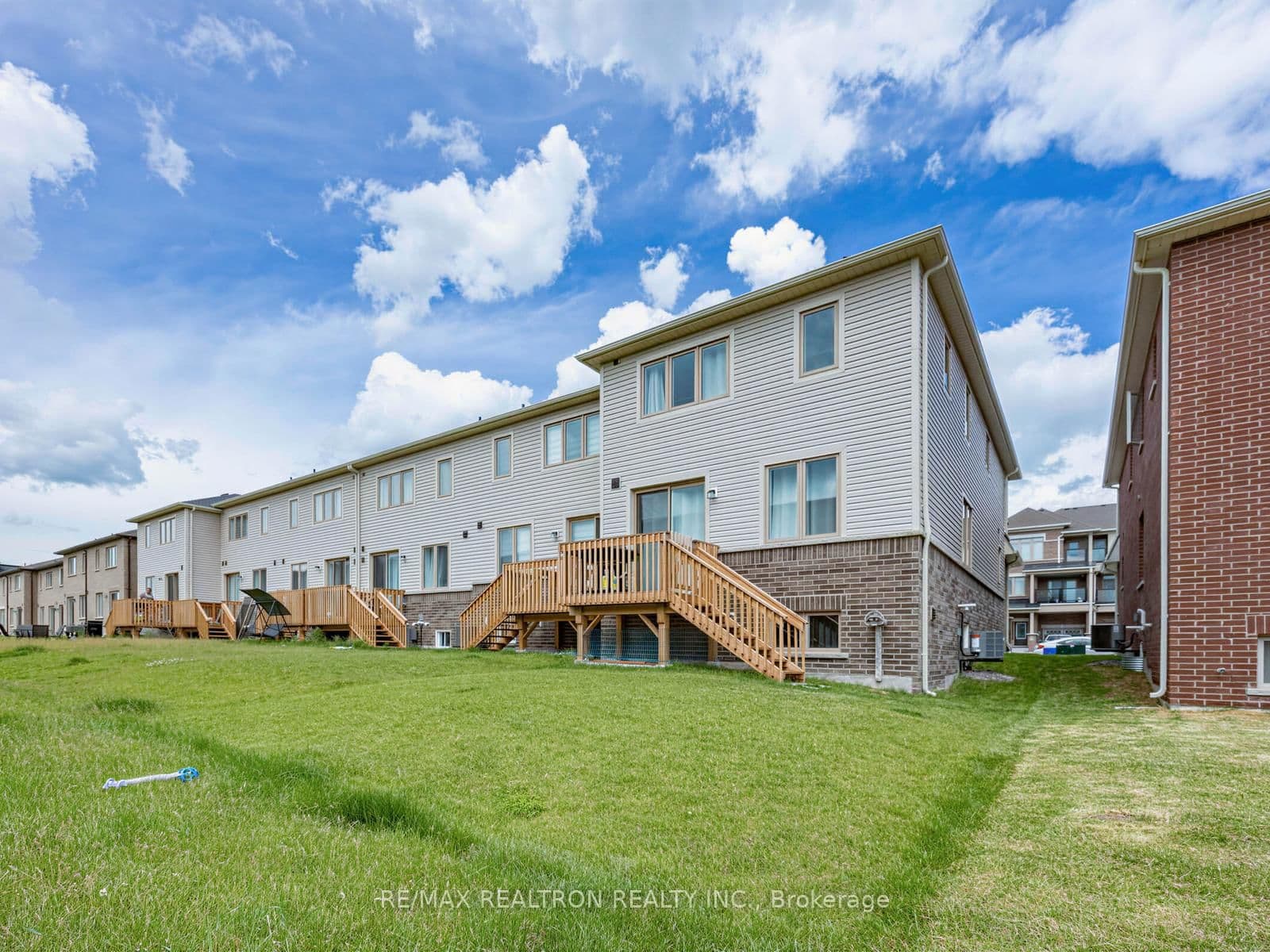 2024 Cameron Lott Crescent thumbnail 15