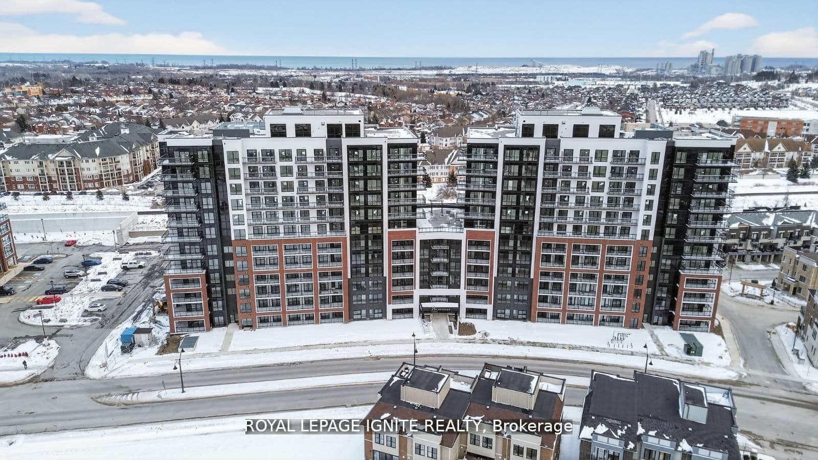 51 Clarington Boulevard, Unit 924 - Image 1