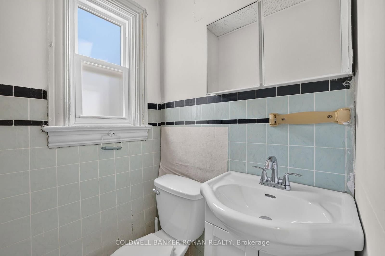 391 Jones Avenue thumbnail 28