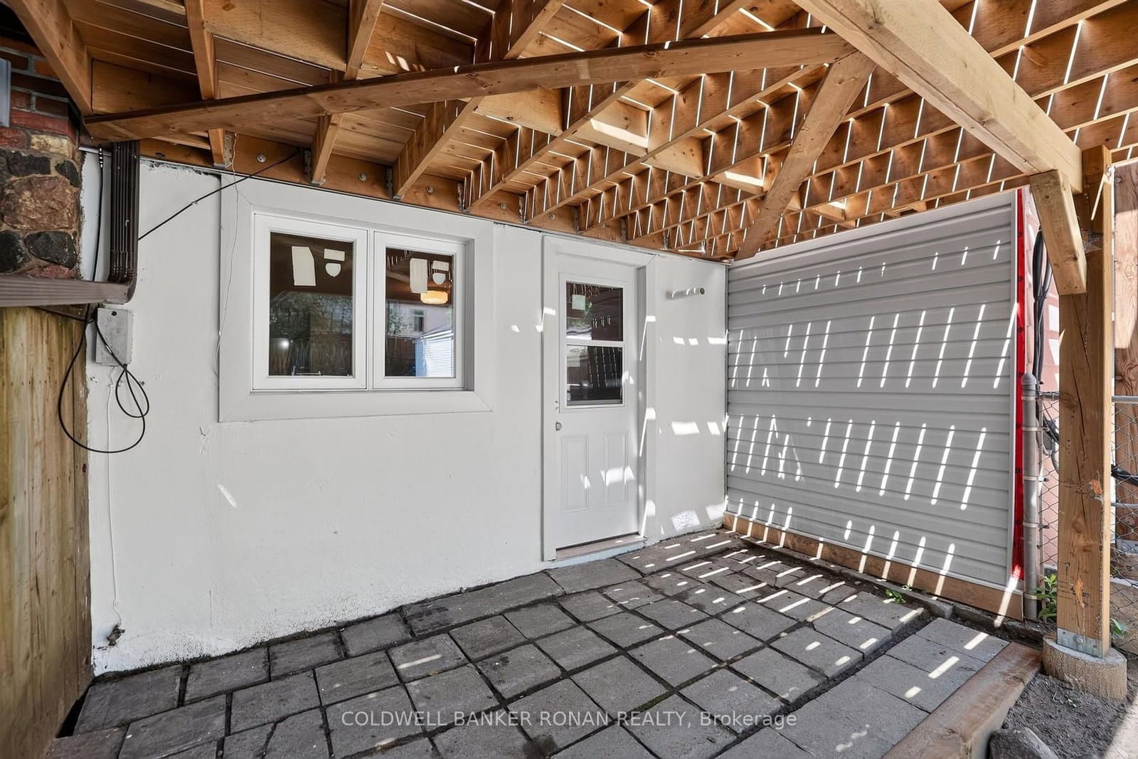 391 Jones Avenue thumbnail 36