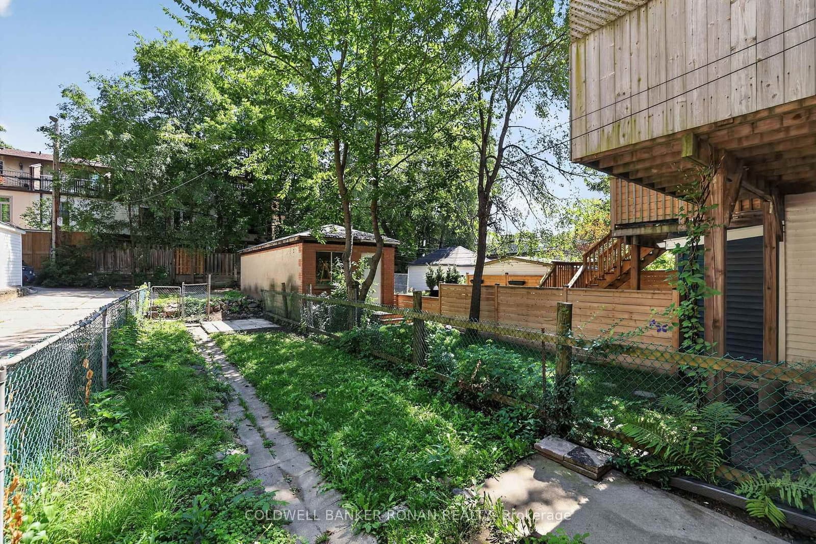 391 Jones Avenue thumbnail 38