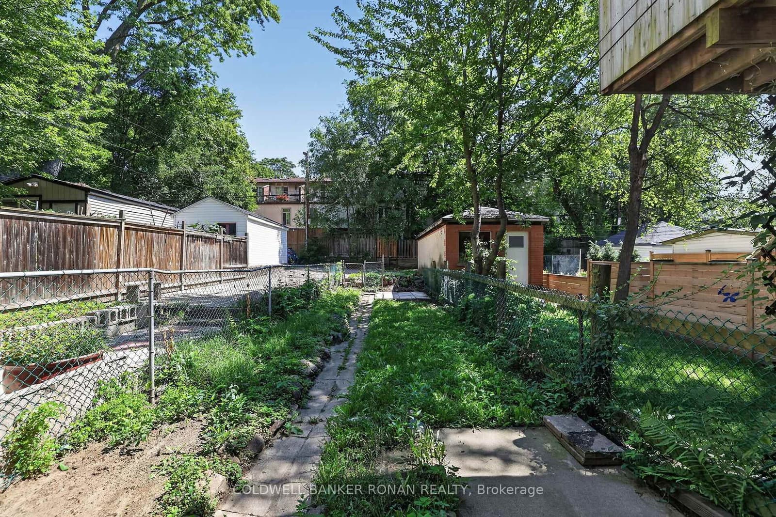 391 Jones Avenue thumbnail 39