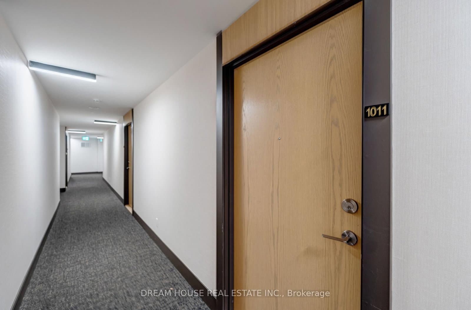 1350 Ellesmere Road, Unit 1011 thumbnail 4