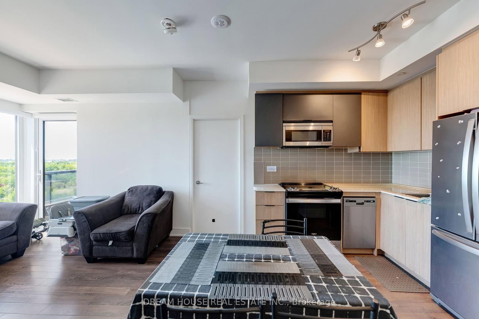 1350 Ellesmere Road, Unit 1011 thumbnail 7