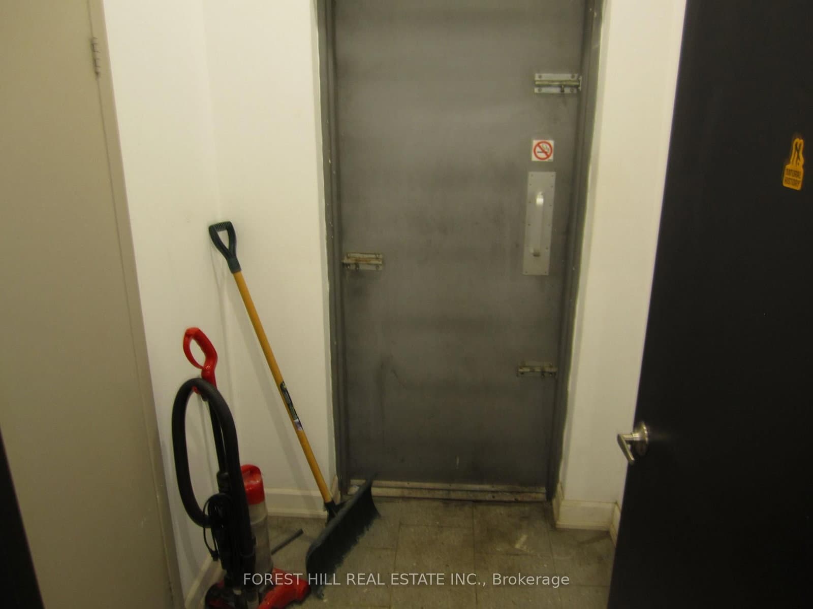 65 Kingston Road E, Unit 2 thumbnail 11