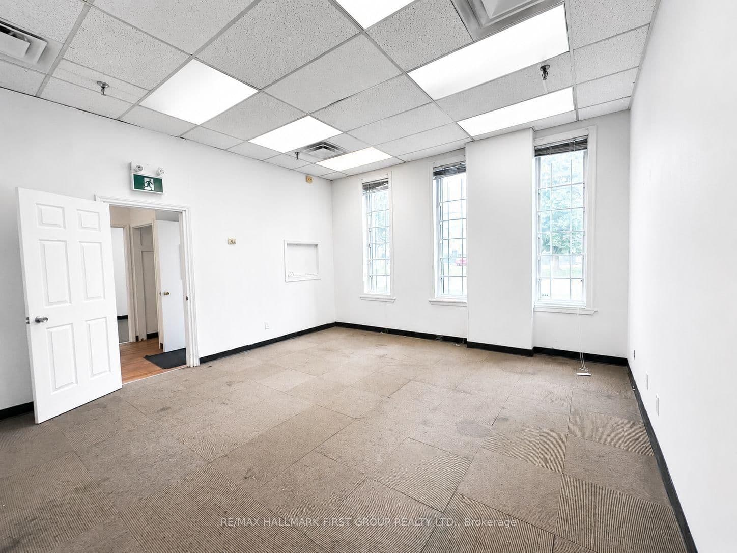 126 Commercial Avenue, Unit 5 thumbnail 2