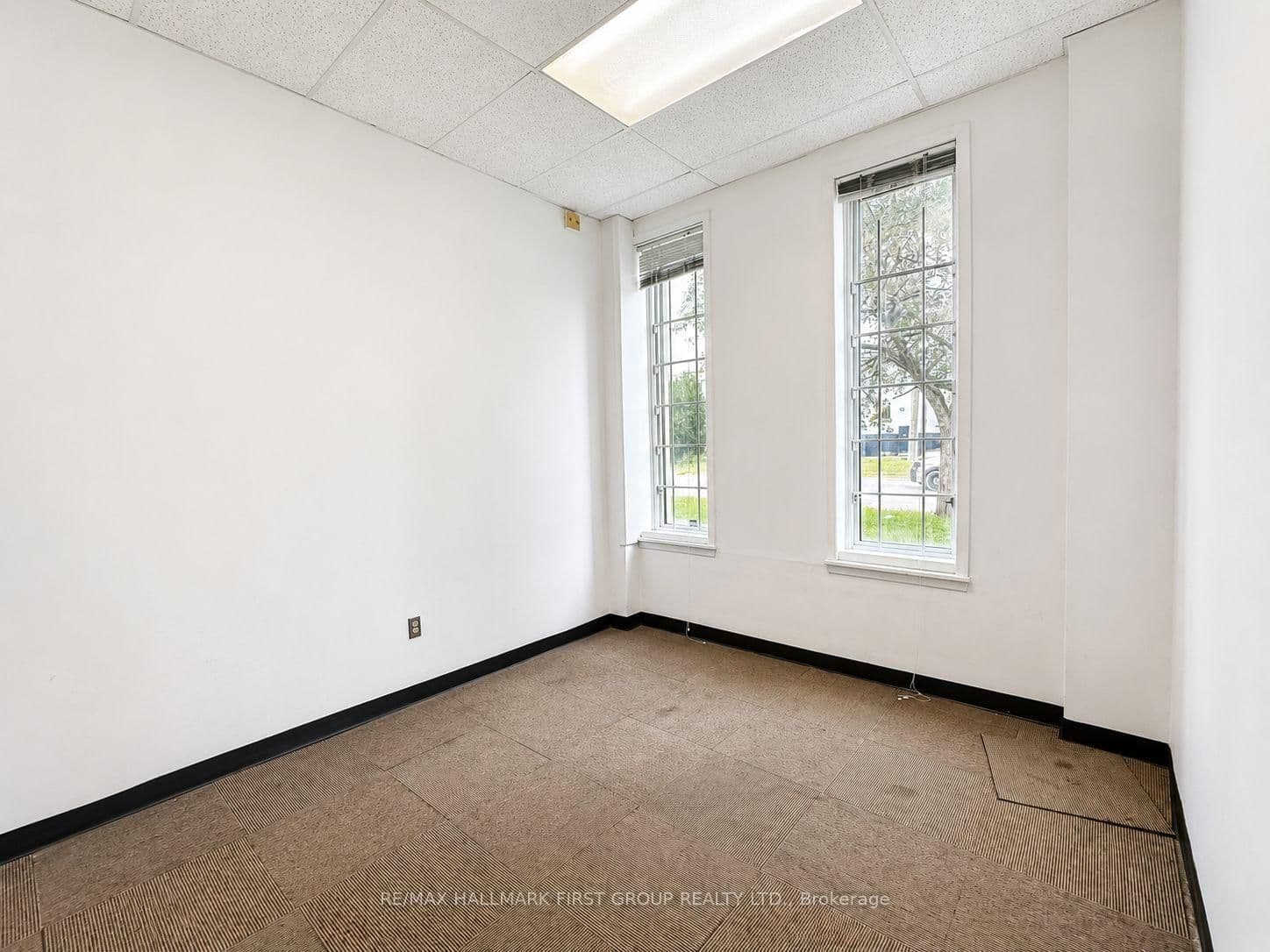126 Commercial Avenue, Unit 5 thumbnail 4