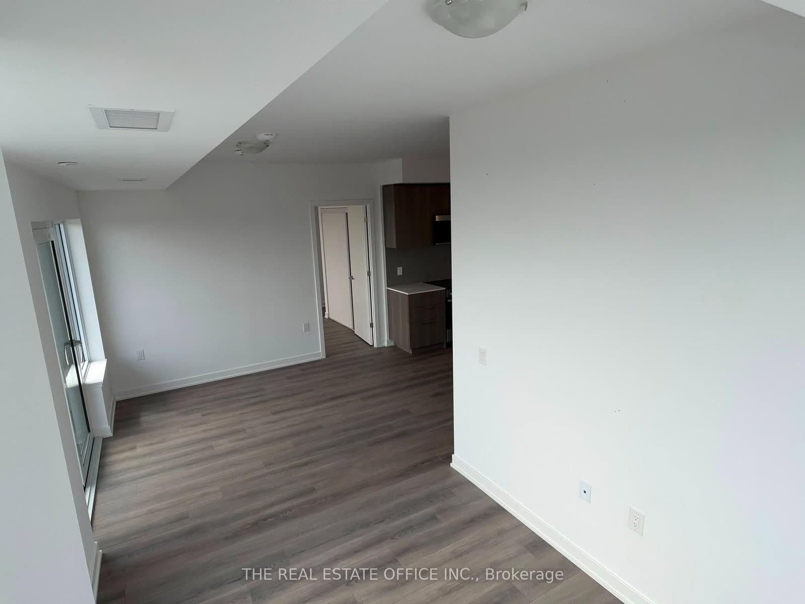 7437 Kingston Road, Unit 905 thumbnail 12