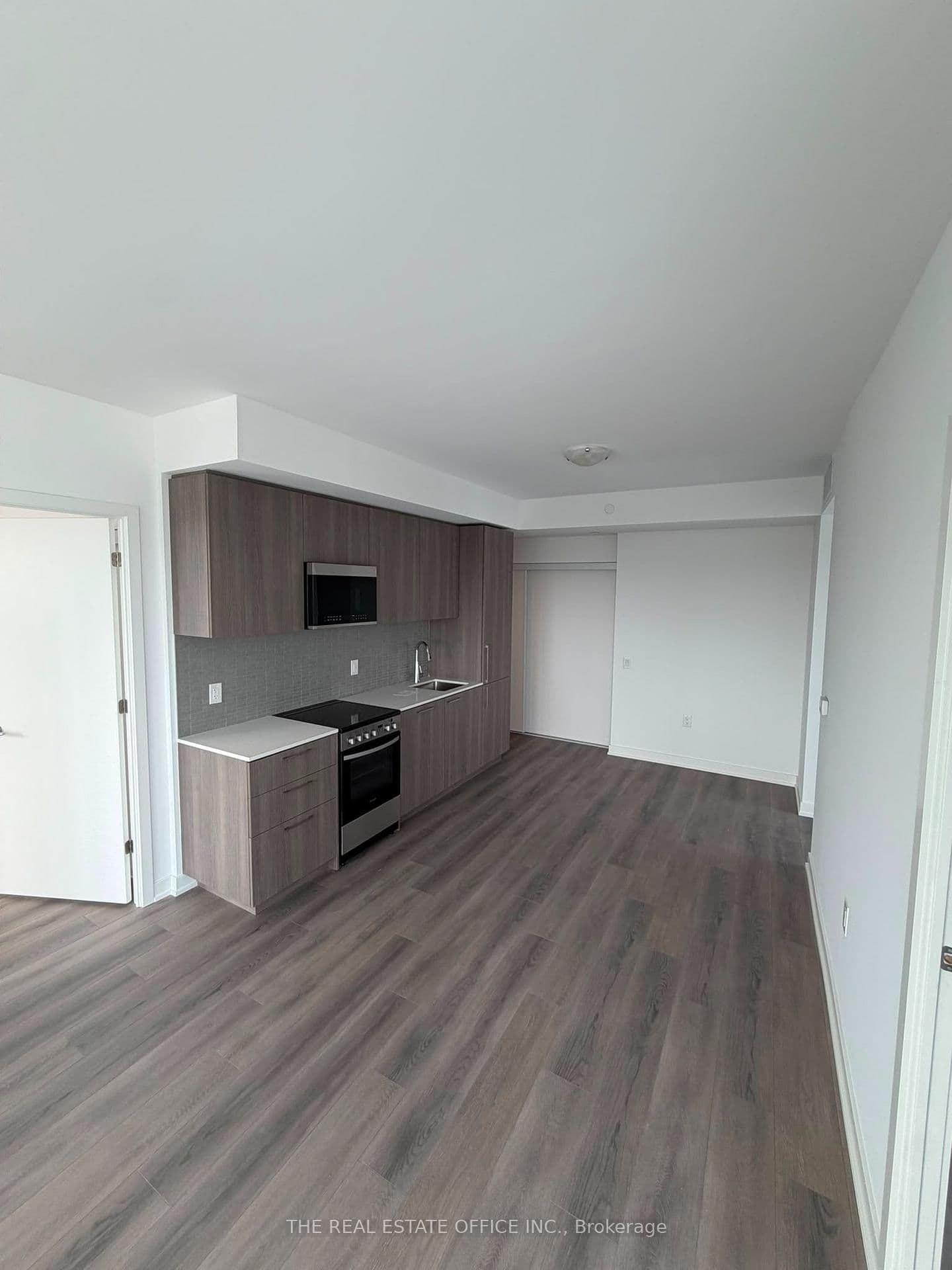 7437 Kingston Road, Unit 905 thumbnail 2