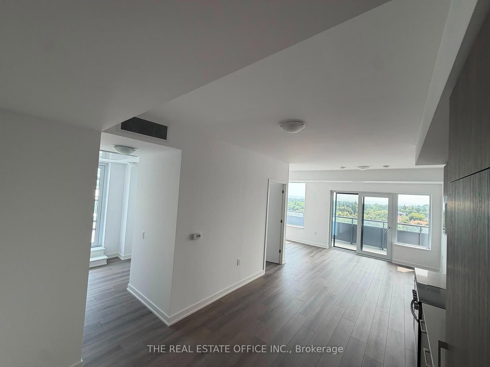 7437 Kingston Road, Unit 905 thumbnail 9