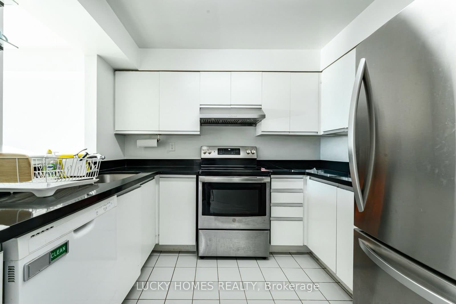 430 Mclevin Avenue NW, Unit 915 thumbnail 21