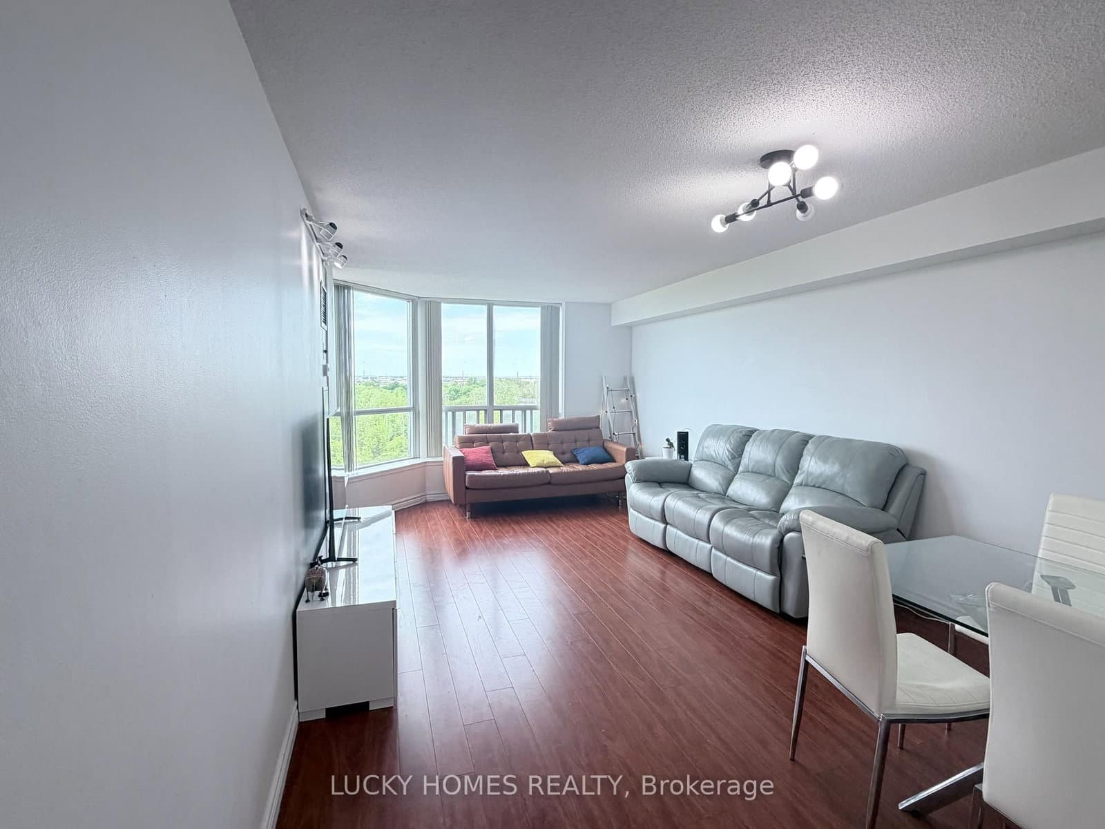 430 Mclevin Avenue NW, Unit 915 thumbnail 23