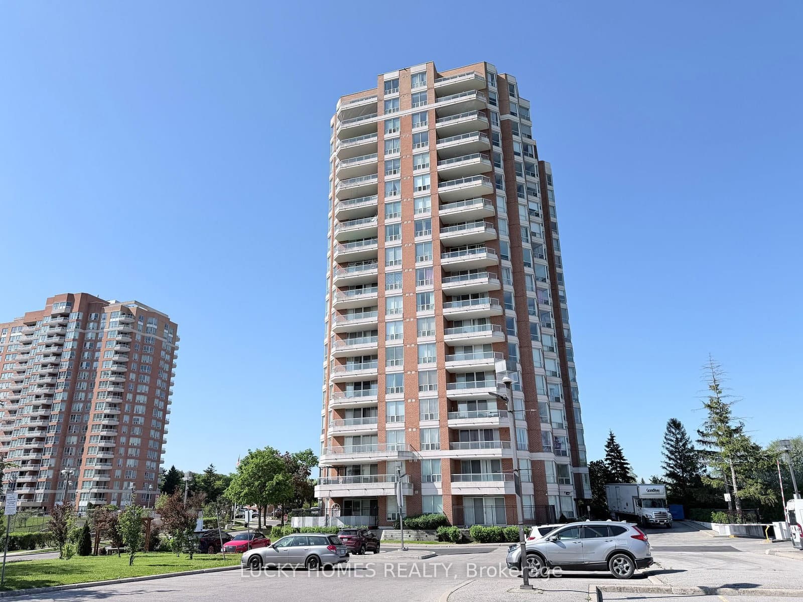 430 Mclevin Avenue NW, Unit 915 thumbnail 3
