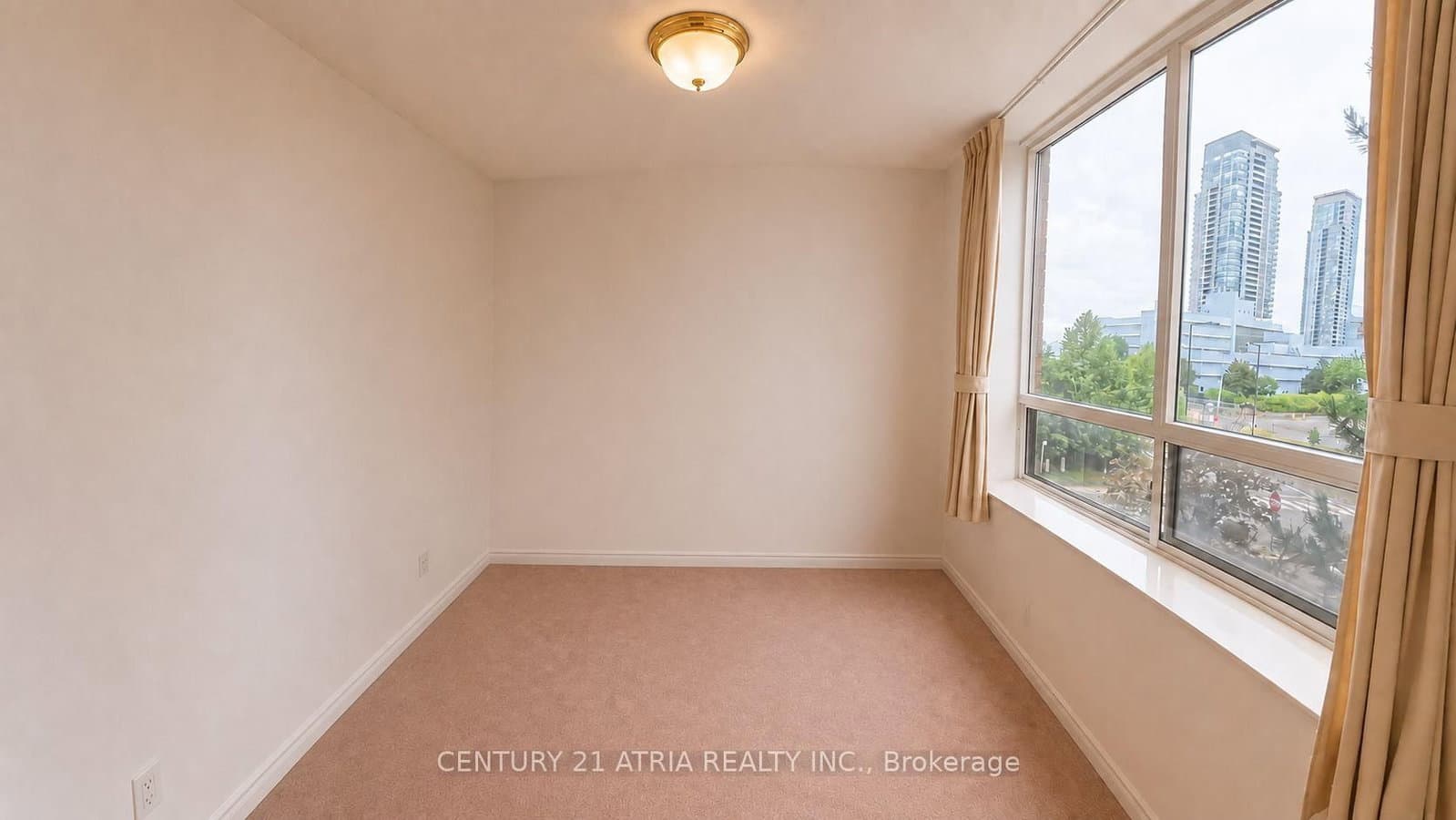 115 Omni Drive, Unit 306 thumbnail 15